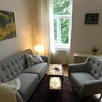 ruhige, ganze Wohnung SISSI in Zentrumsnähe